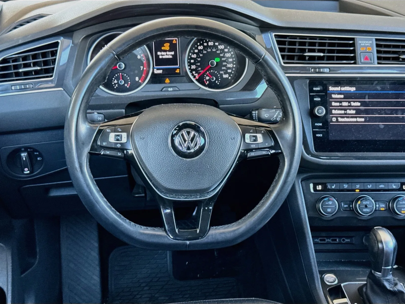 Volkswagen Tiguan photo 14