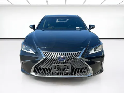 Photos of 2021 Lexus ES 300h for sale in Fontana, CA at KarGenie