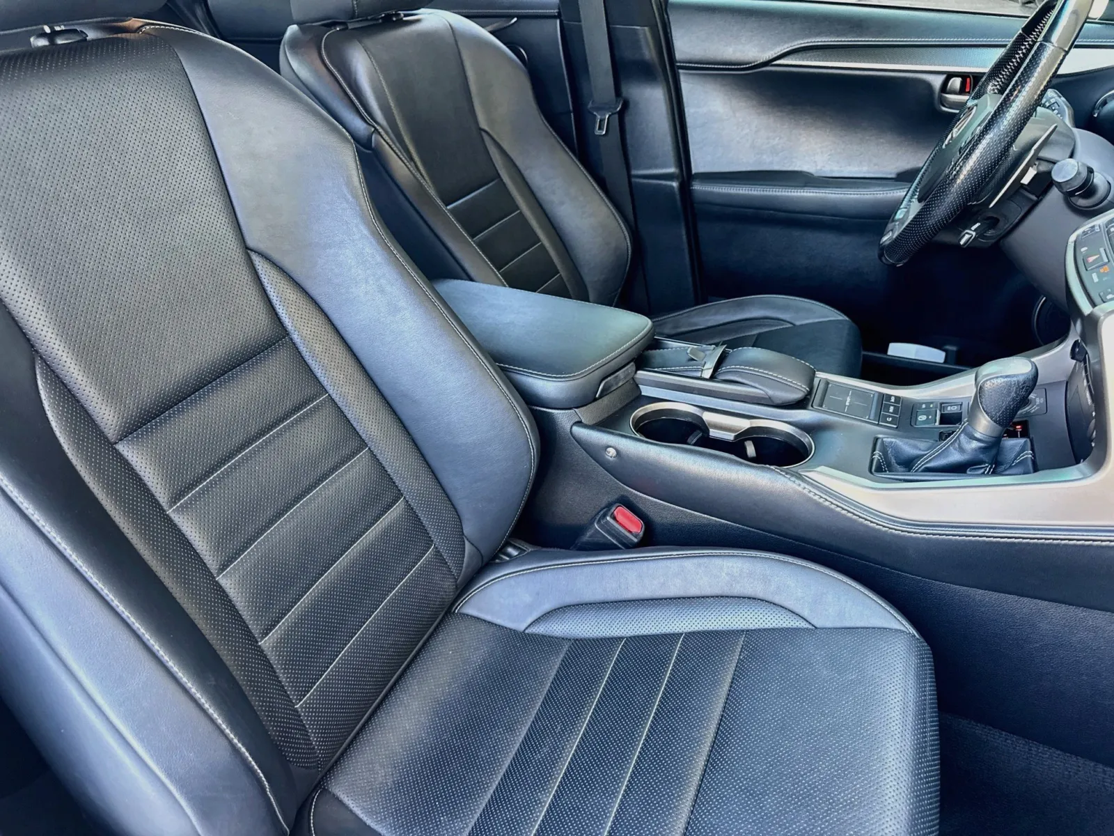 Lexus NX photo 19