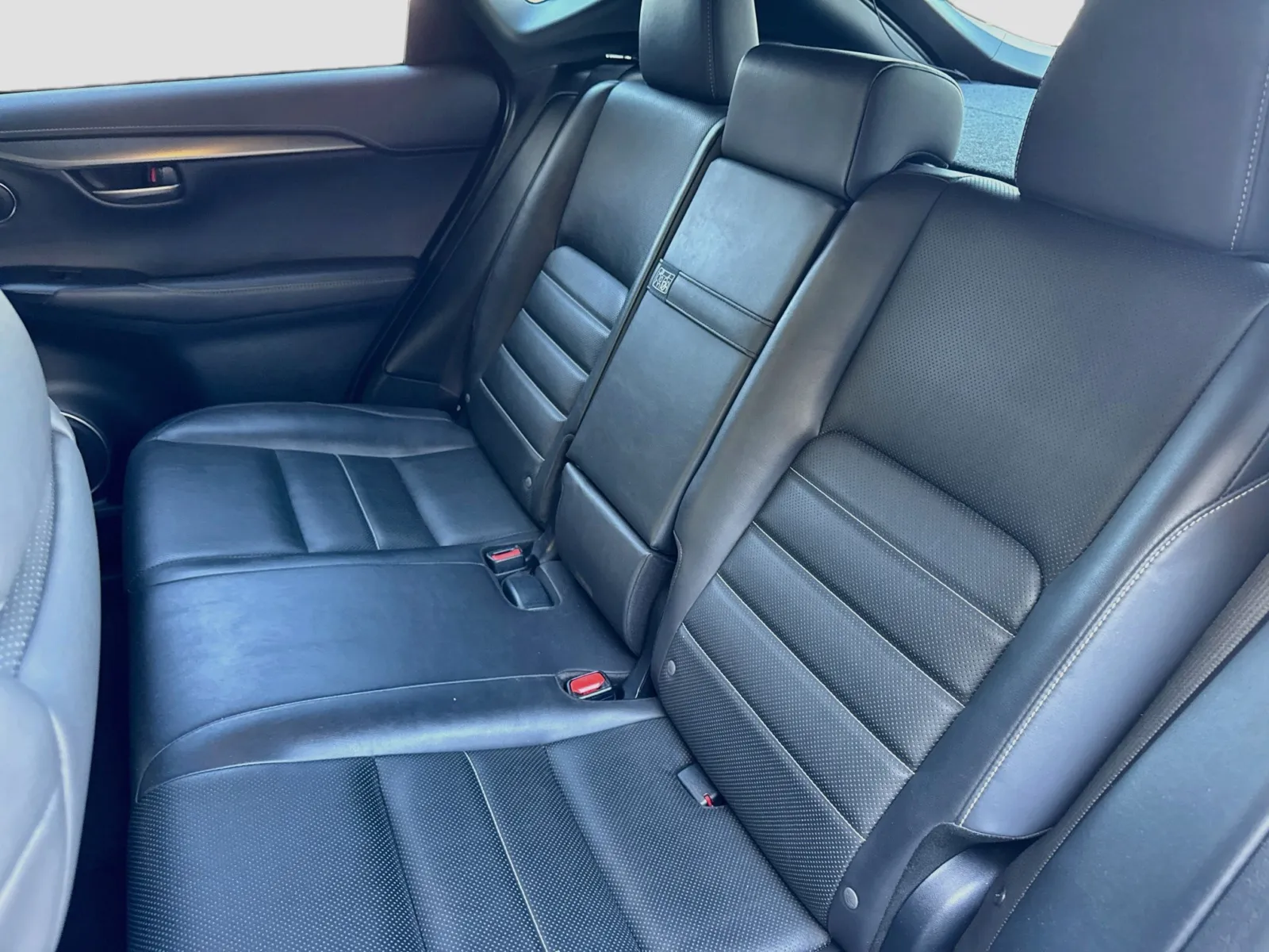 Lexus NX photo 16