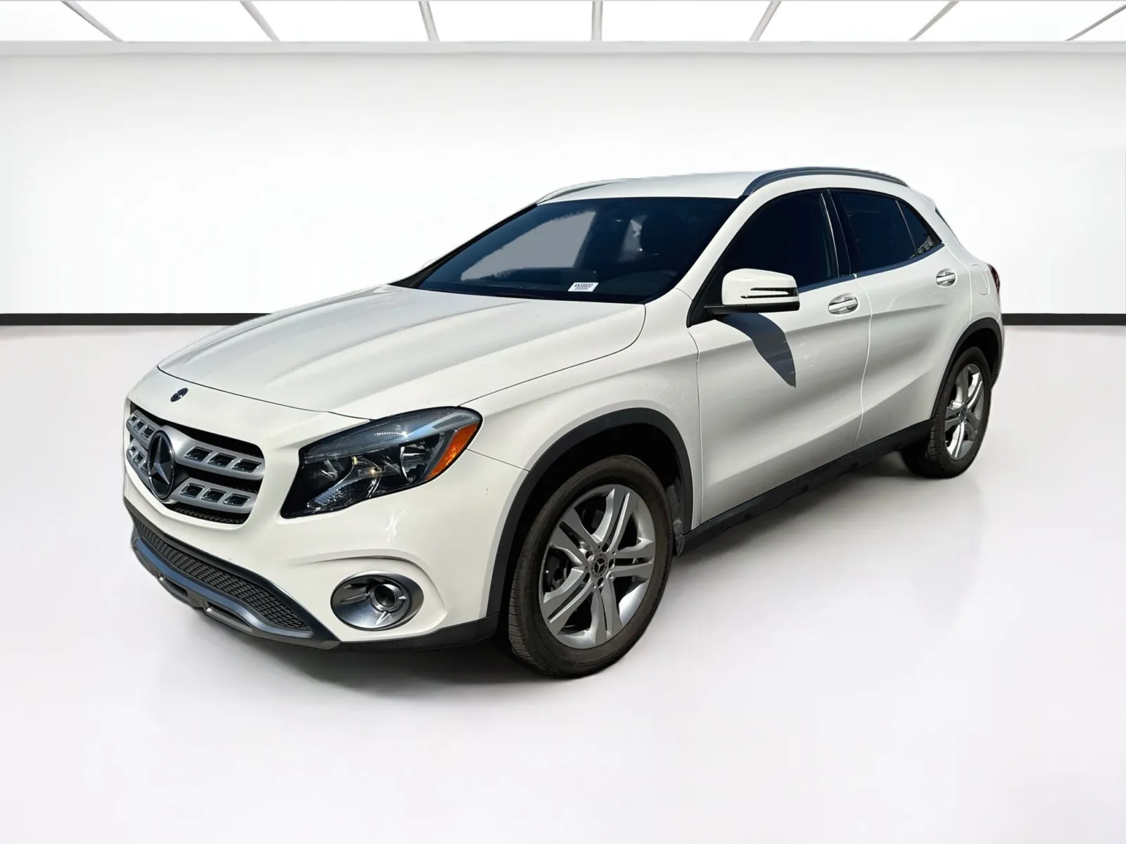 White 2019 Mercedes-Benz GLA 250 4MATIC for sale in Fontana, CA