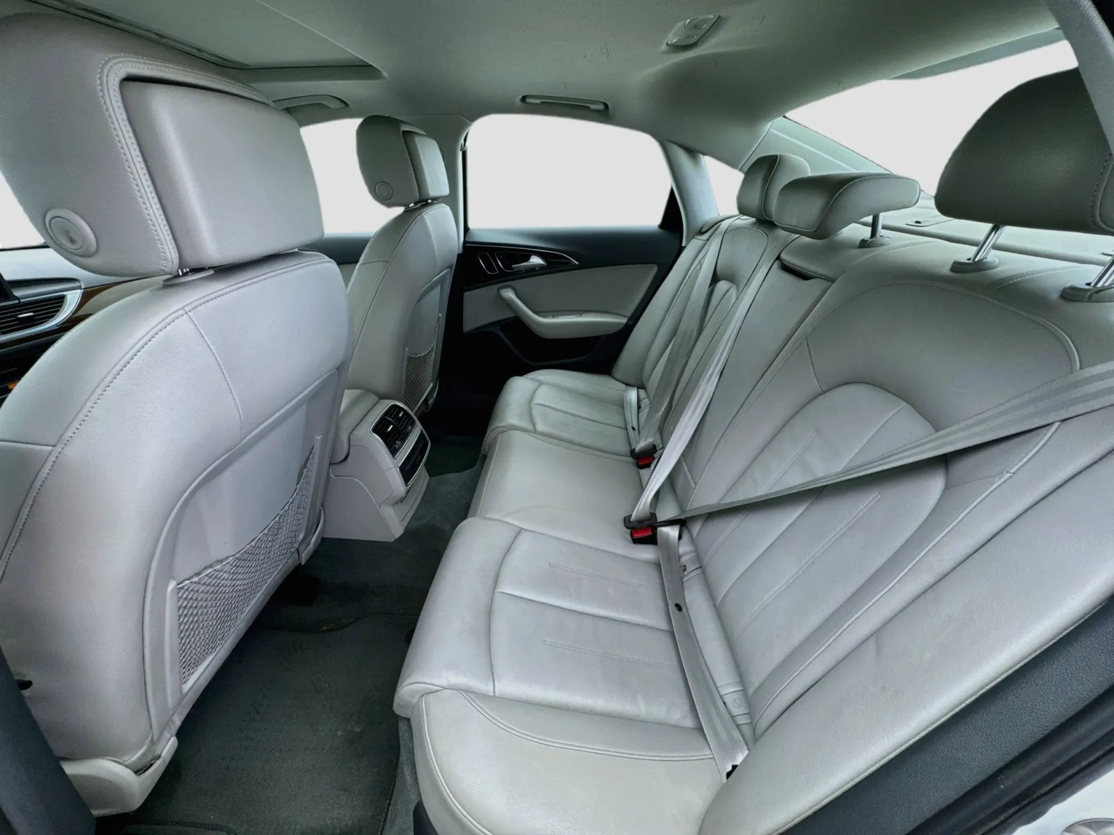 Audi A6 photo 15