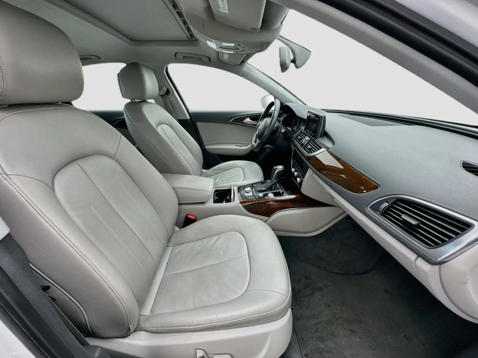 Audi A6 photo 19