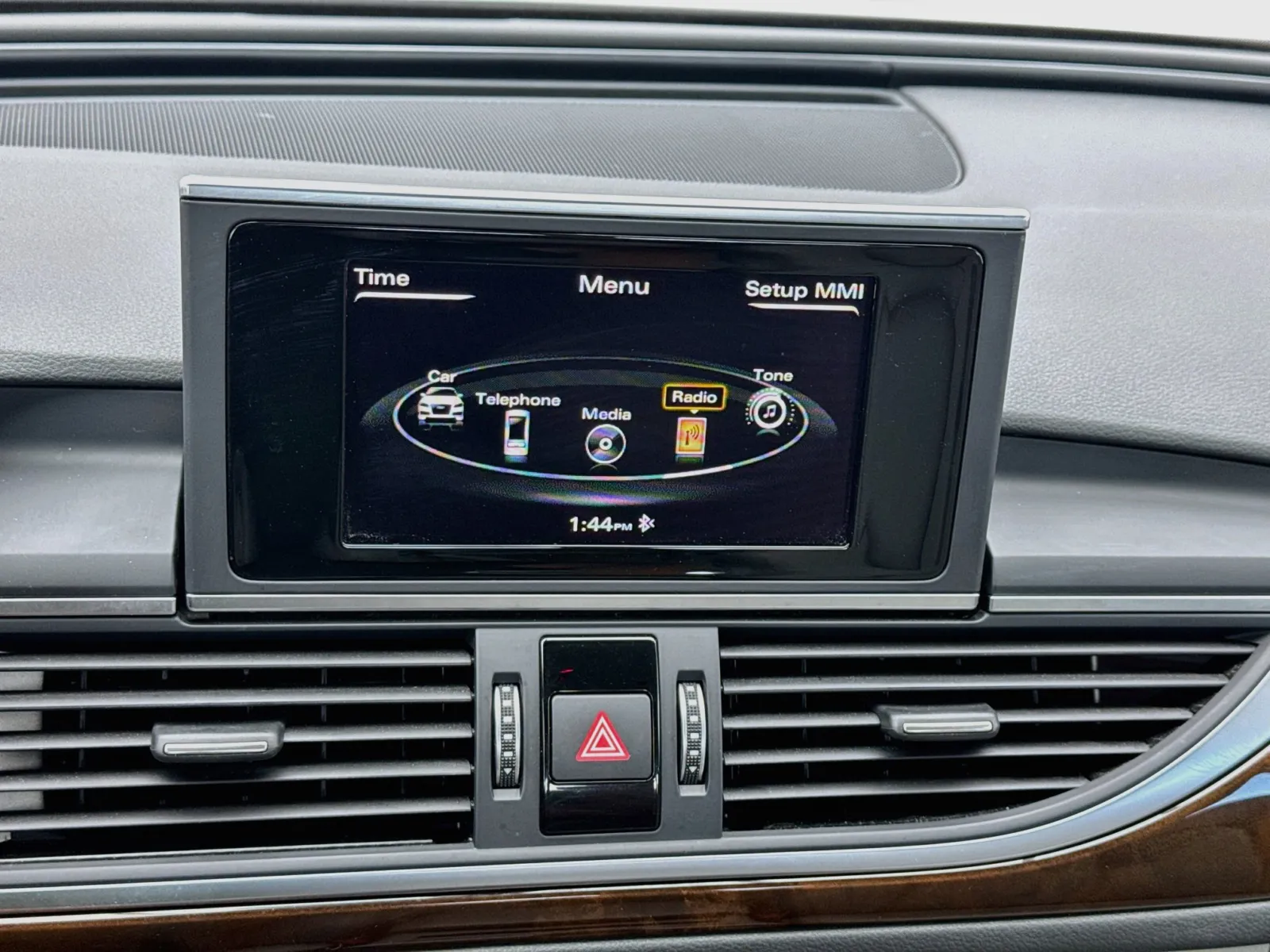Audi A6 photo 9