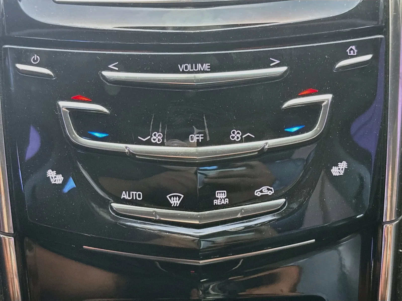 Cadillac ATS photo 11