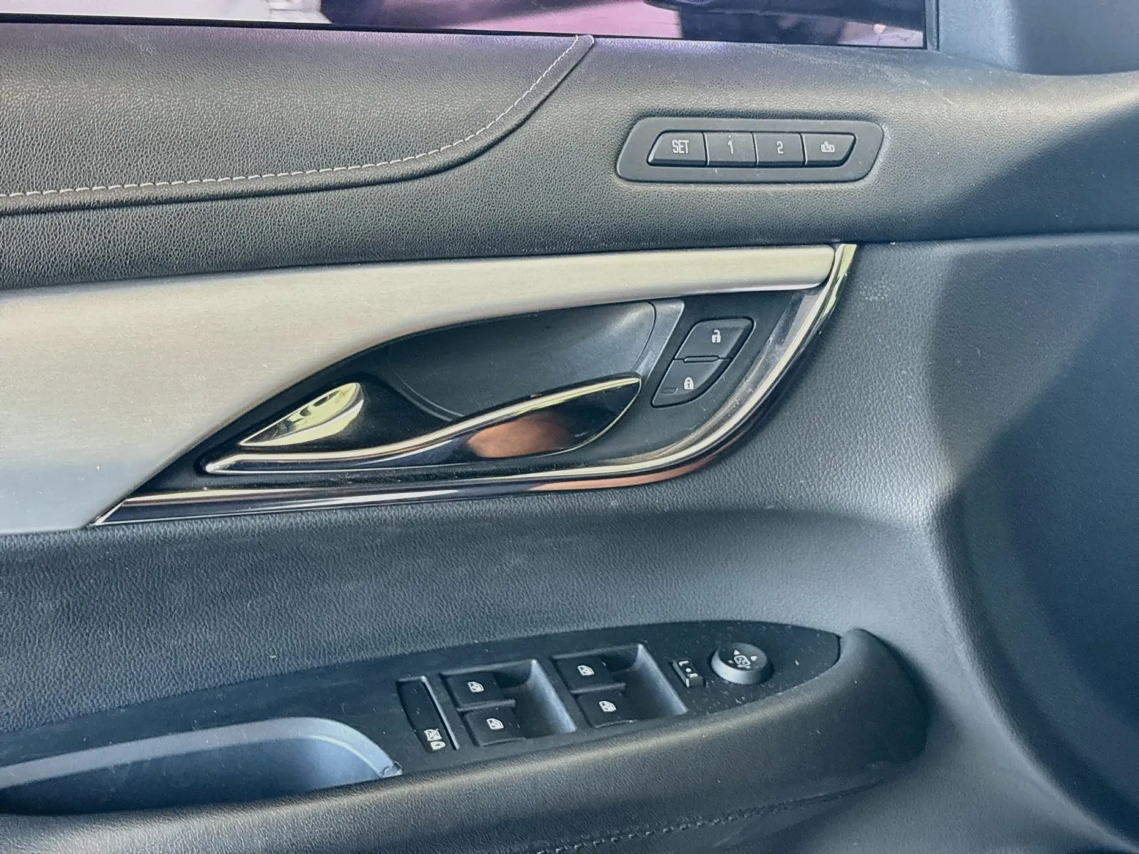 Cadillac ATS photo 13