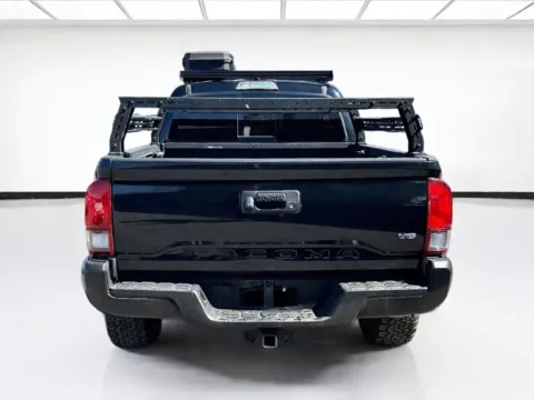 More photos of 2019 Toyota Tacoma TRD Off Road at KarGenie, CA