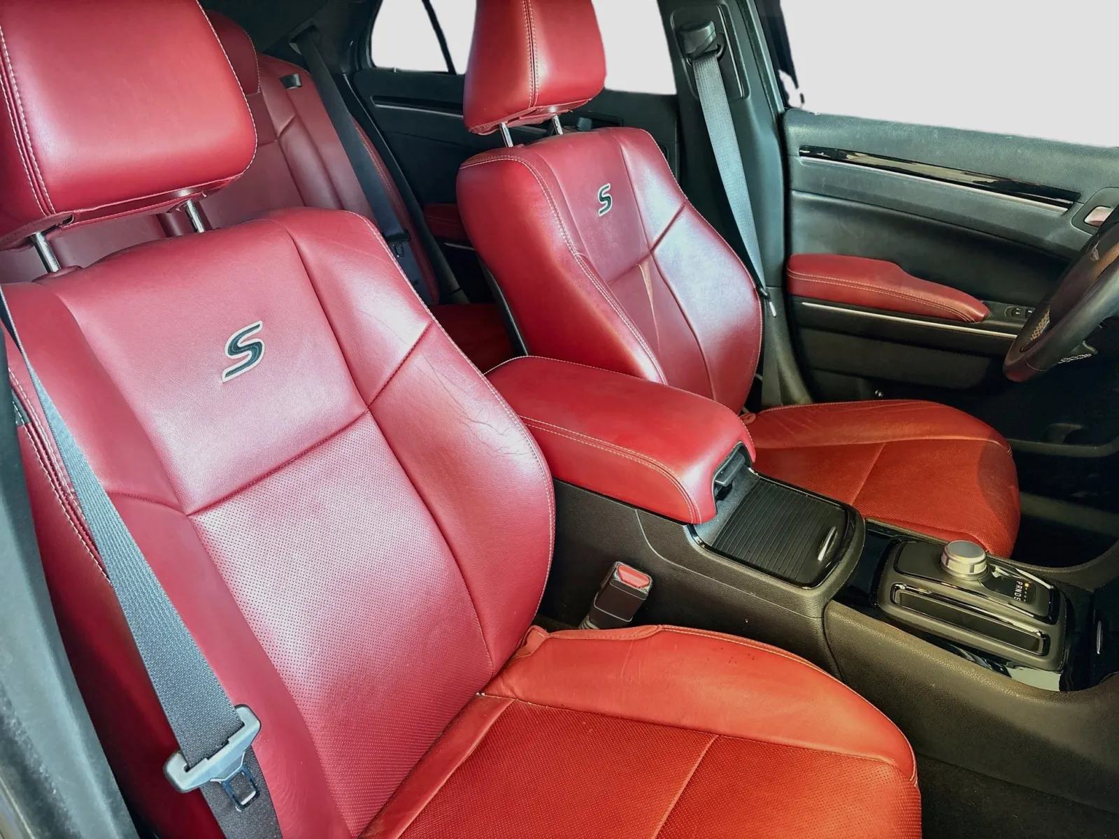 Chrysler 300 photo 21