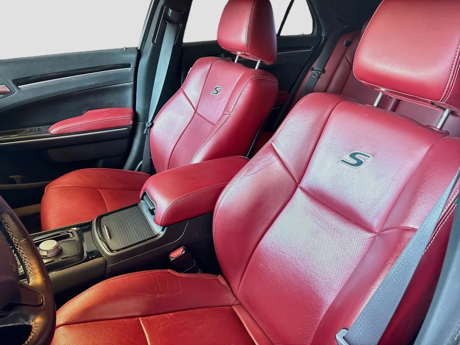 Chrysler 300 photo 15