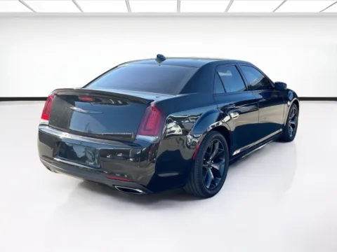 More photos of 2021 Chrysler 300 S at KarGenie, CA
