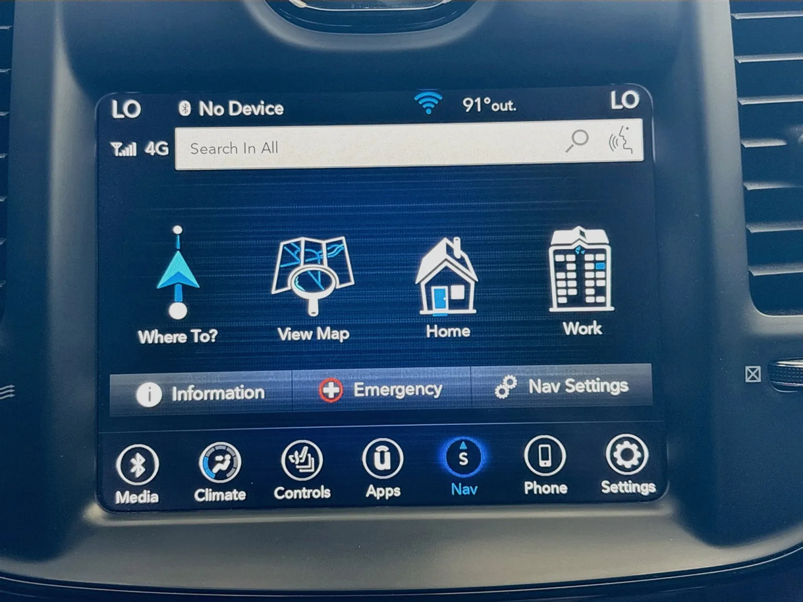 Chrysler 300 photo 9