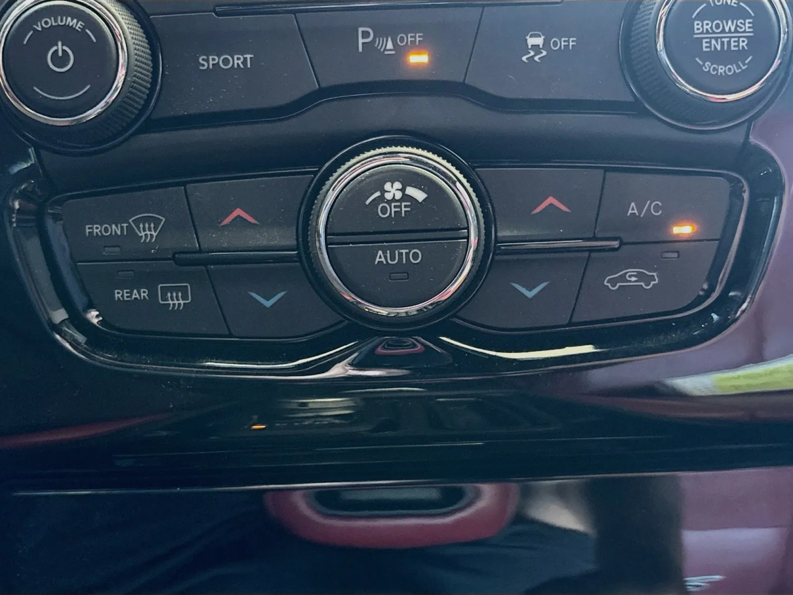 Chrysler 300 photo 12