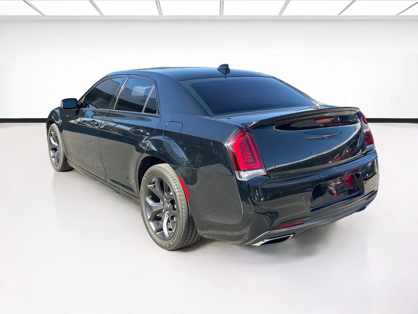Chrysler 300 photo 6