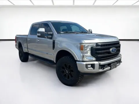 Another view of 2022 Ford Super Duty F-250 SRW LARIAT for sale in Fontana, CA at KarGenie