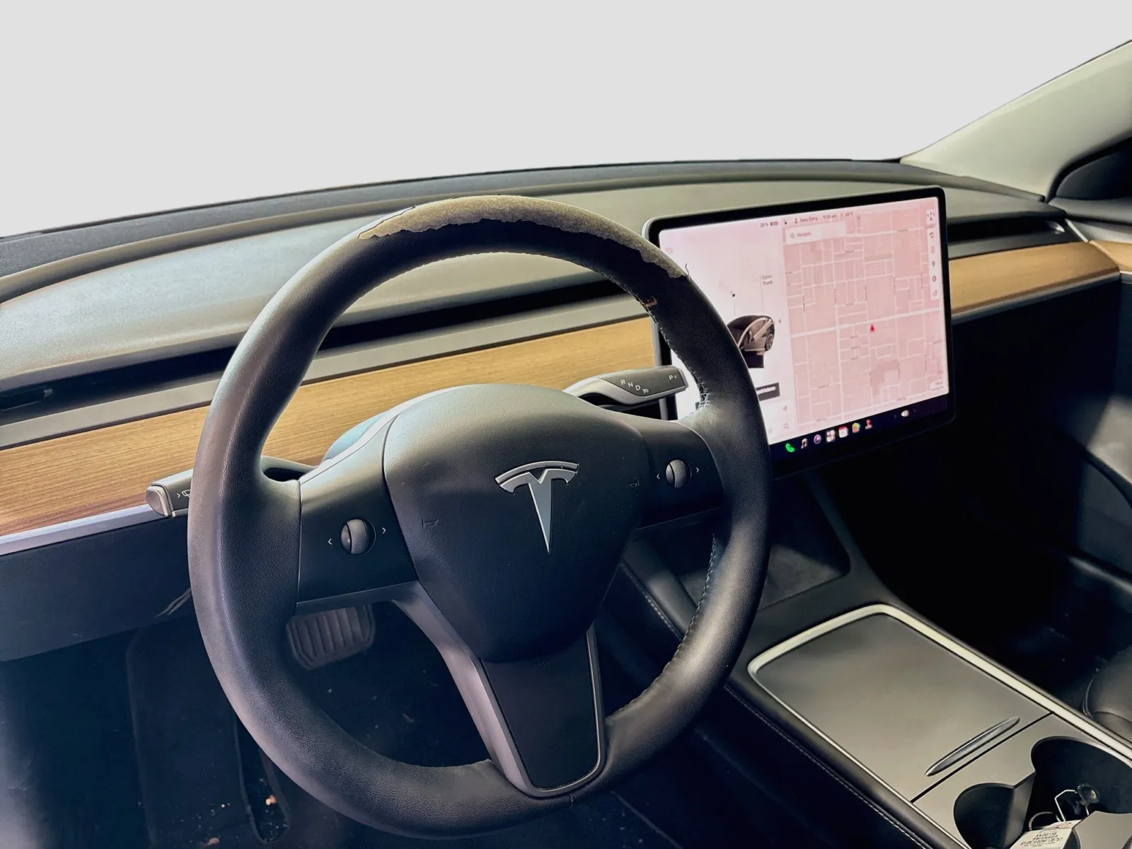Tesla Model 3 photo 7