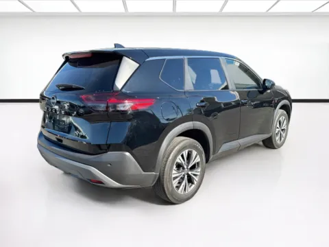 More photos of 2023 Nissan Rogue SV at KarGenie, CA