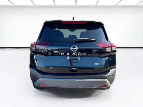 More photos of 2023 Nissan Rogue SV at KarGenie, CA