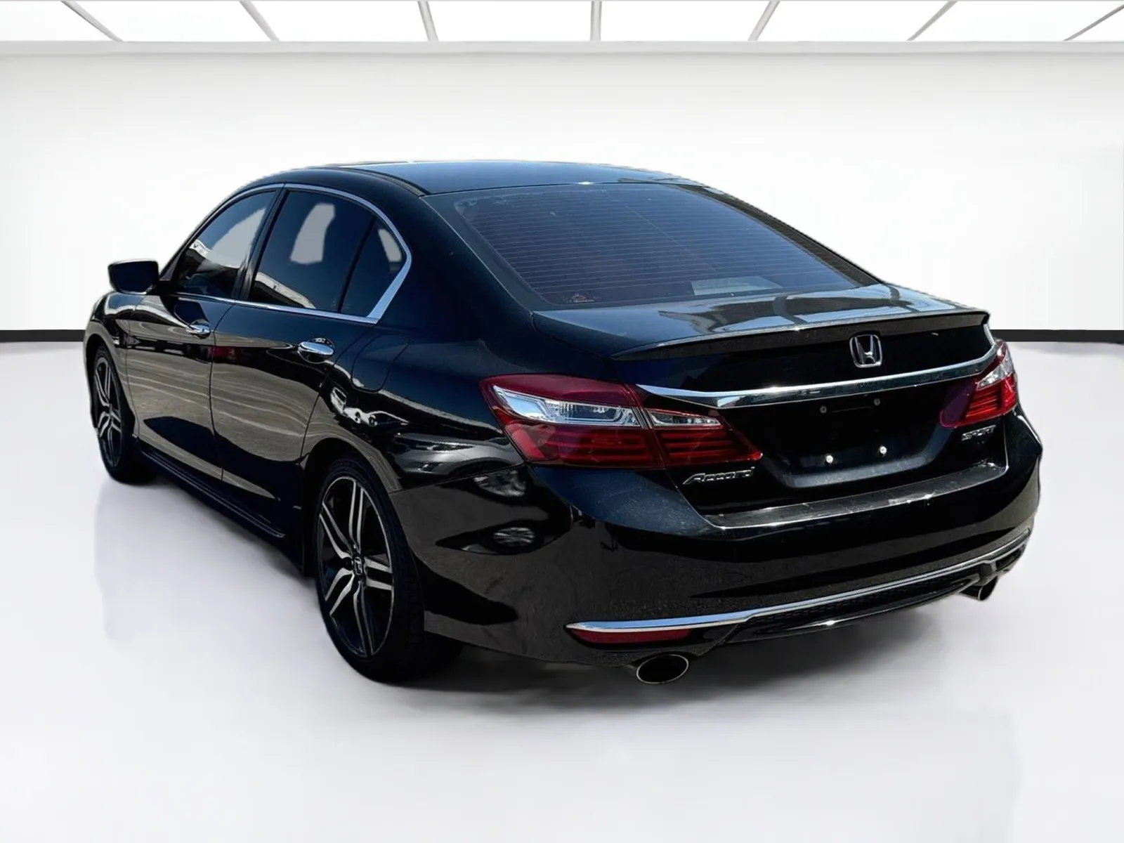 Honda Accord photo 6