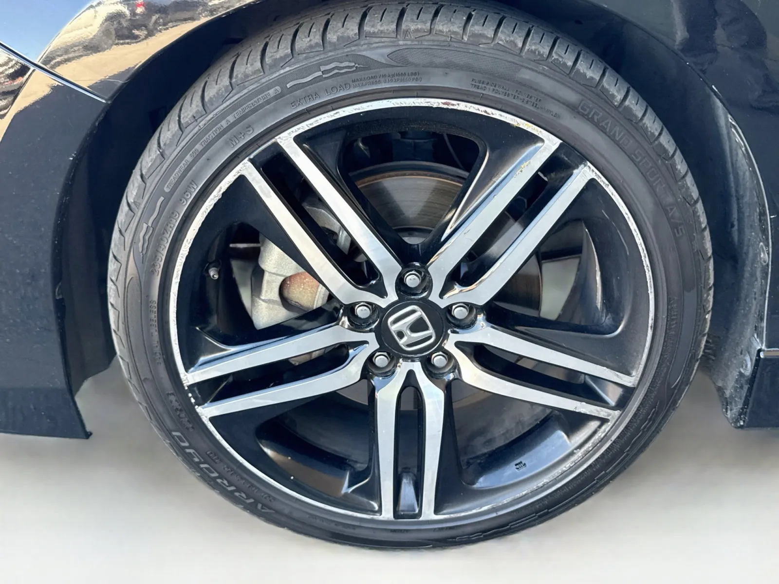 Honda Accord photo 18