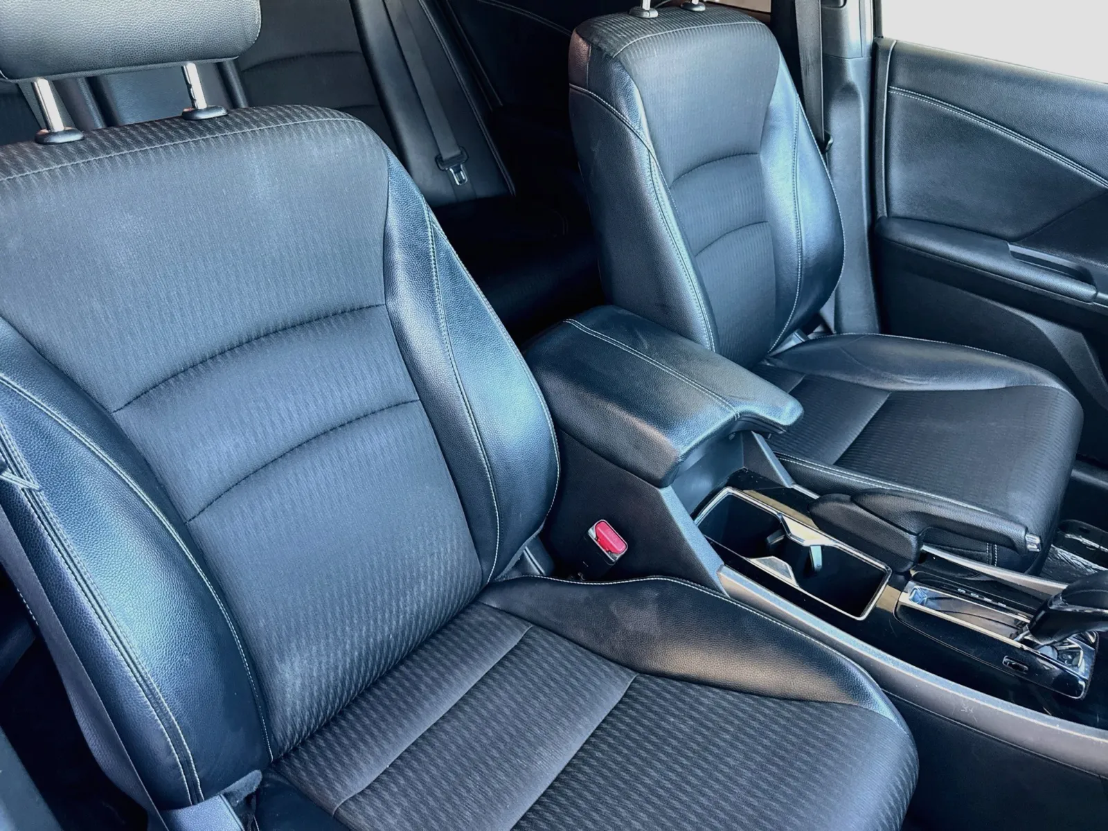 Honda Accord photo 17