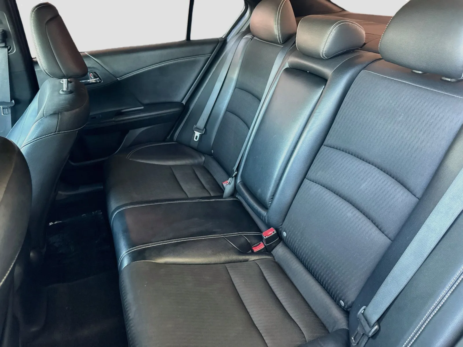 Honda Accord photo 14