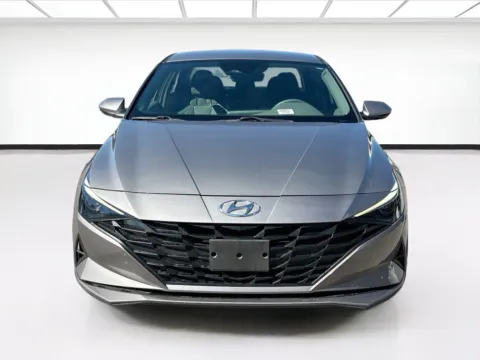 Photos of 2023 Hyundai Elantra SE for sale in Fontana, CA at KarGenie