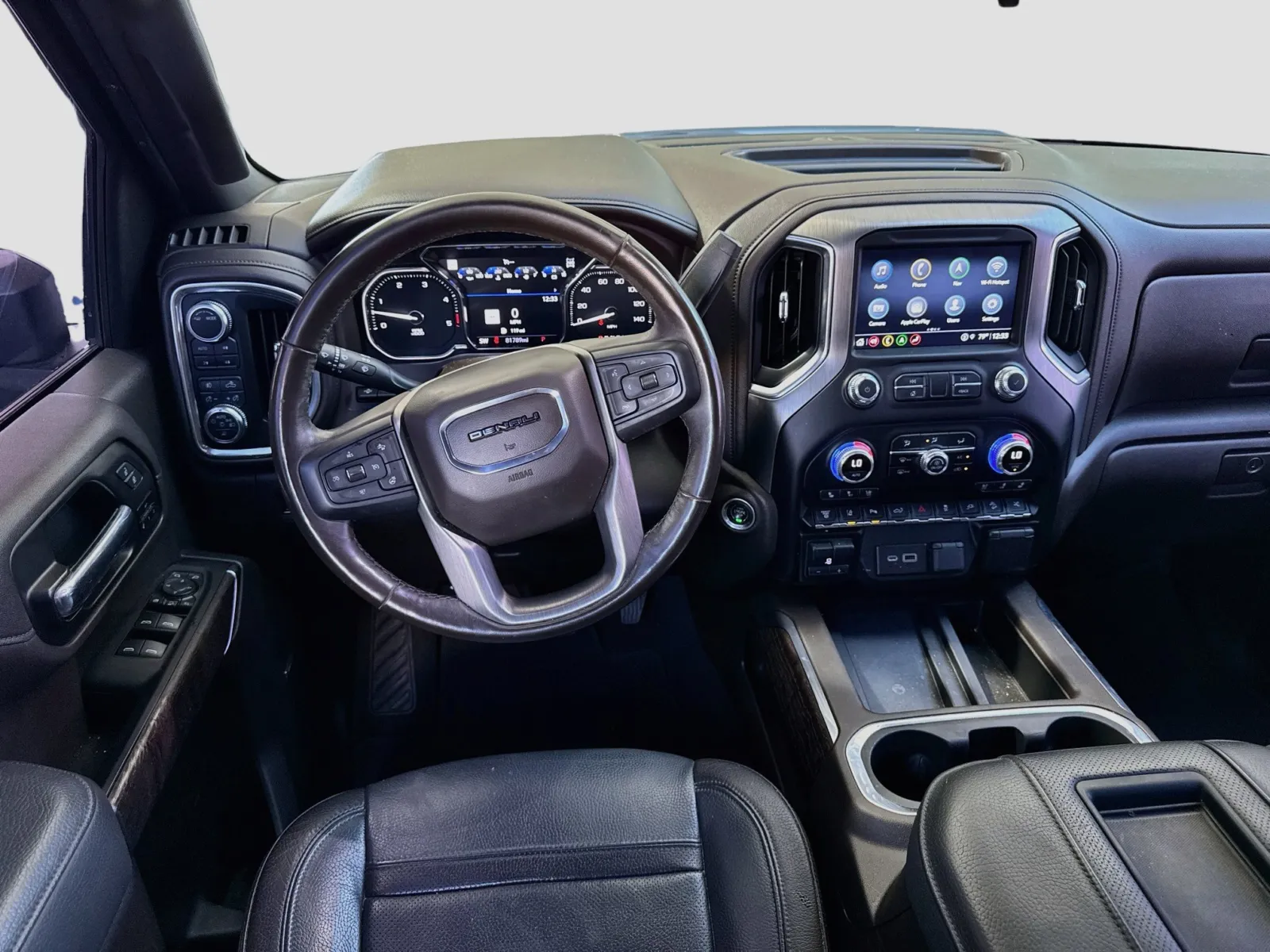 GMC Sierra photo 16