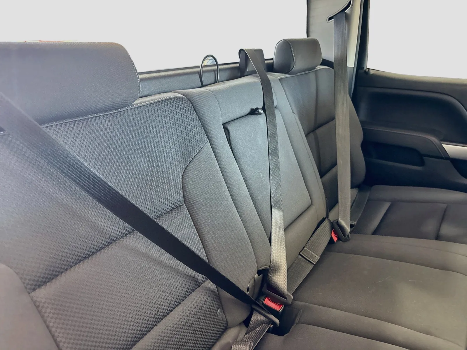 Chevrolet Silverado photo 16