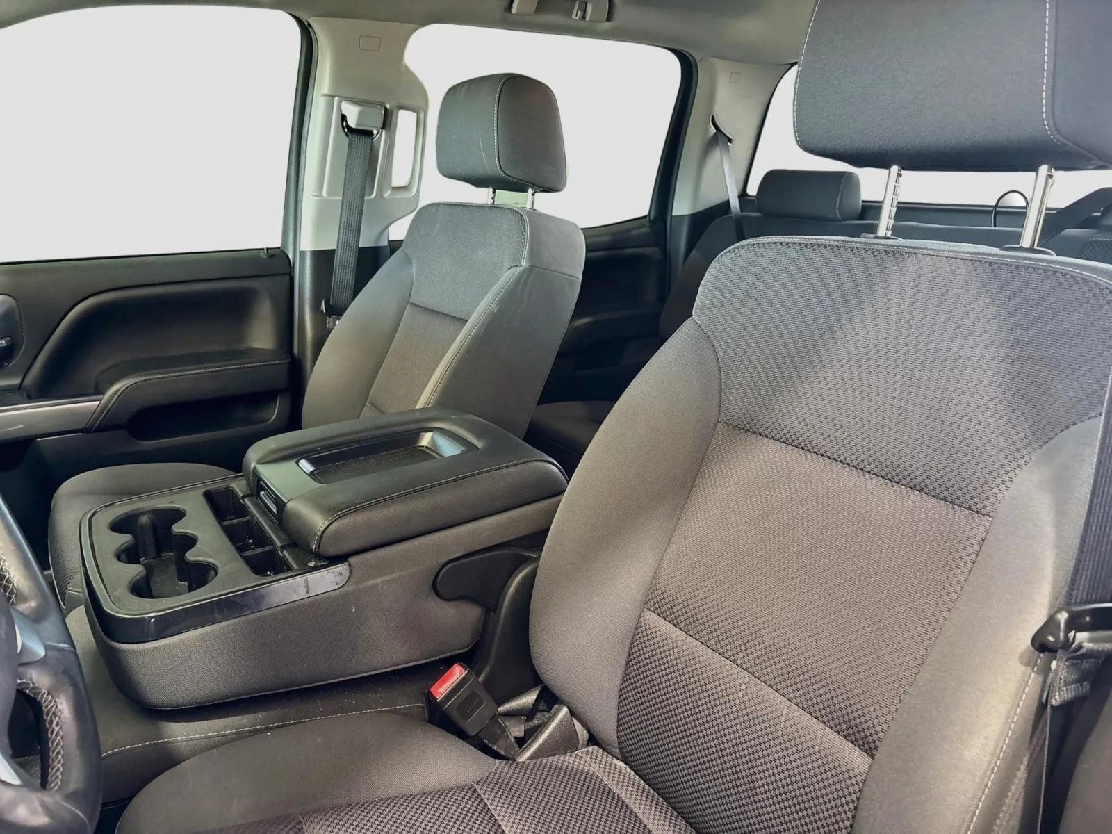 Chevrolet Silverado photo 13