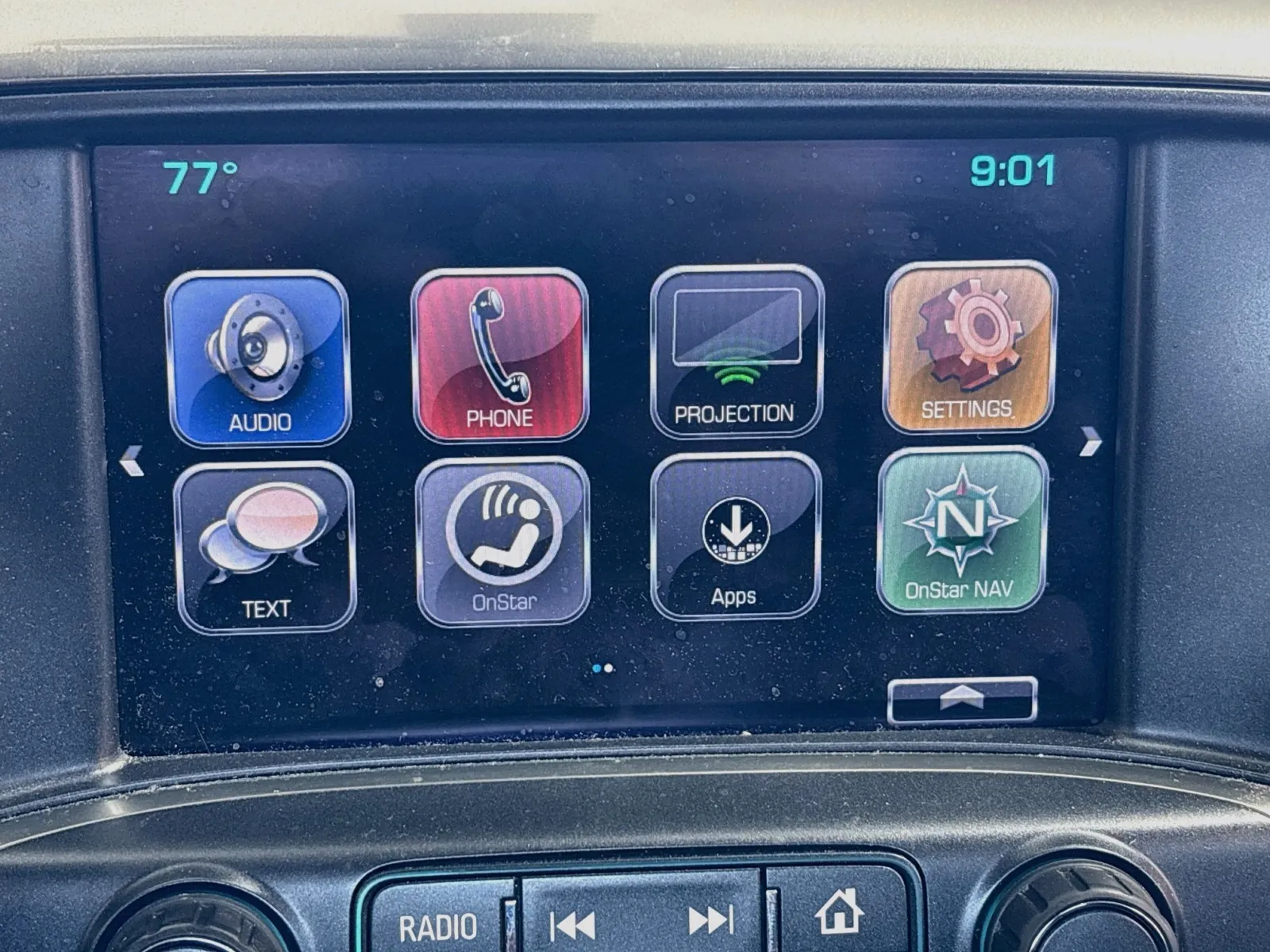 Chevrolet Silverado photo 10