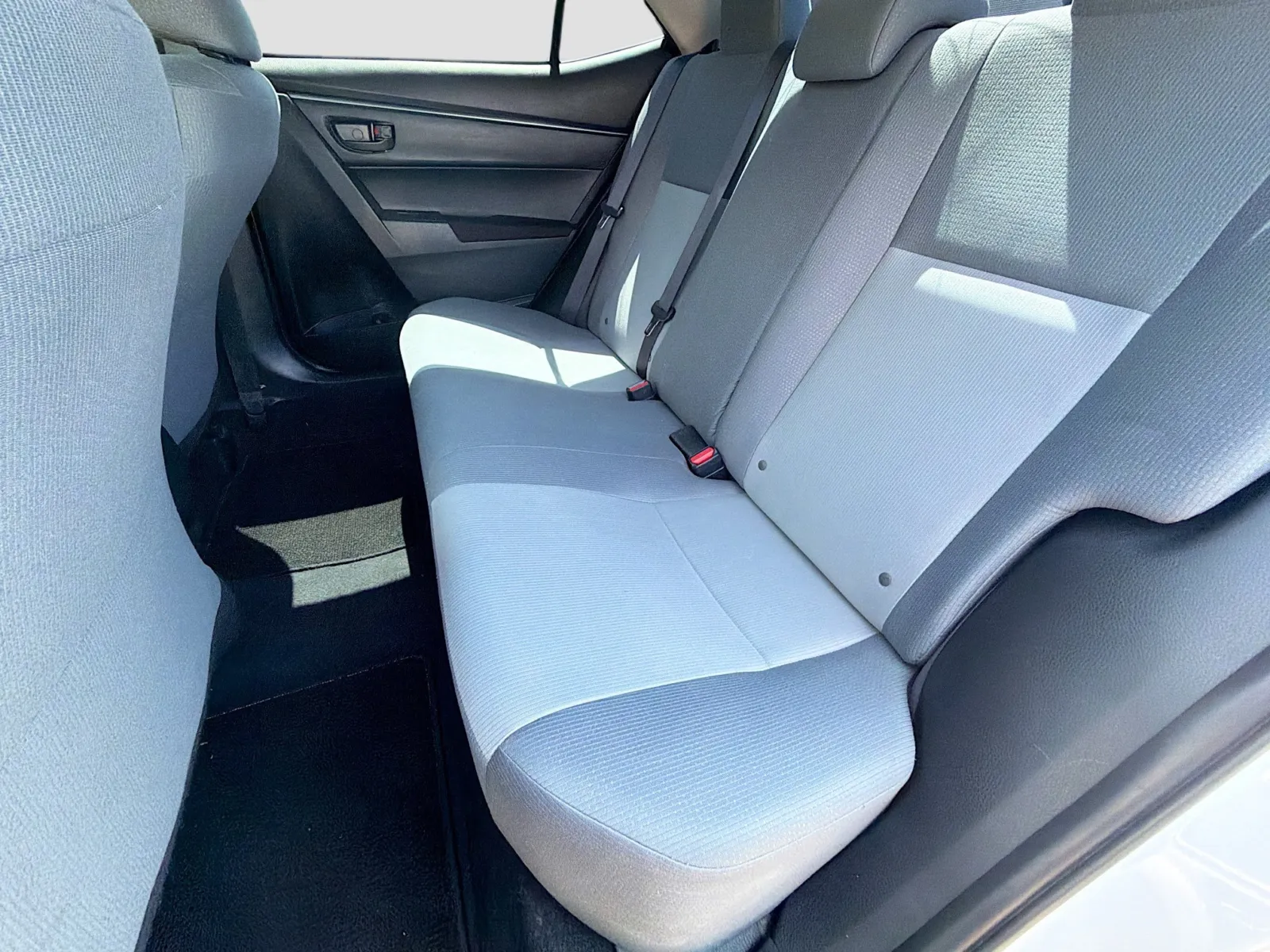 Toyota Corolla photo 13