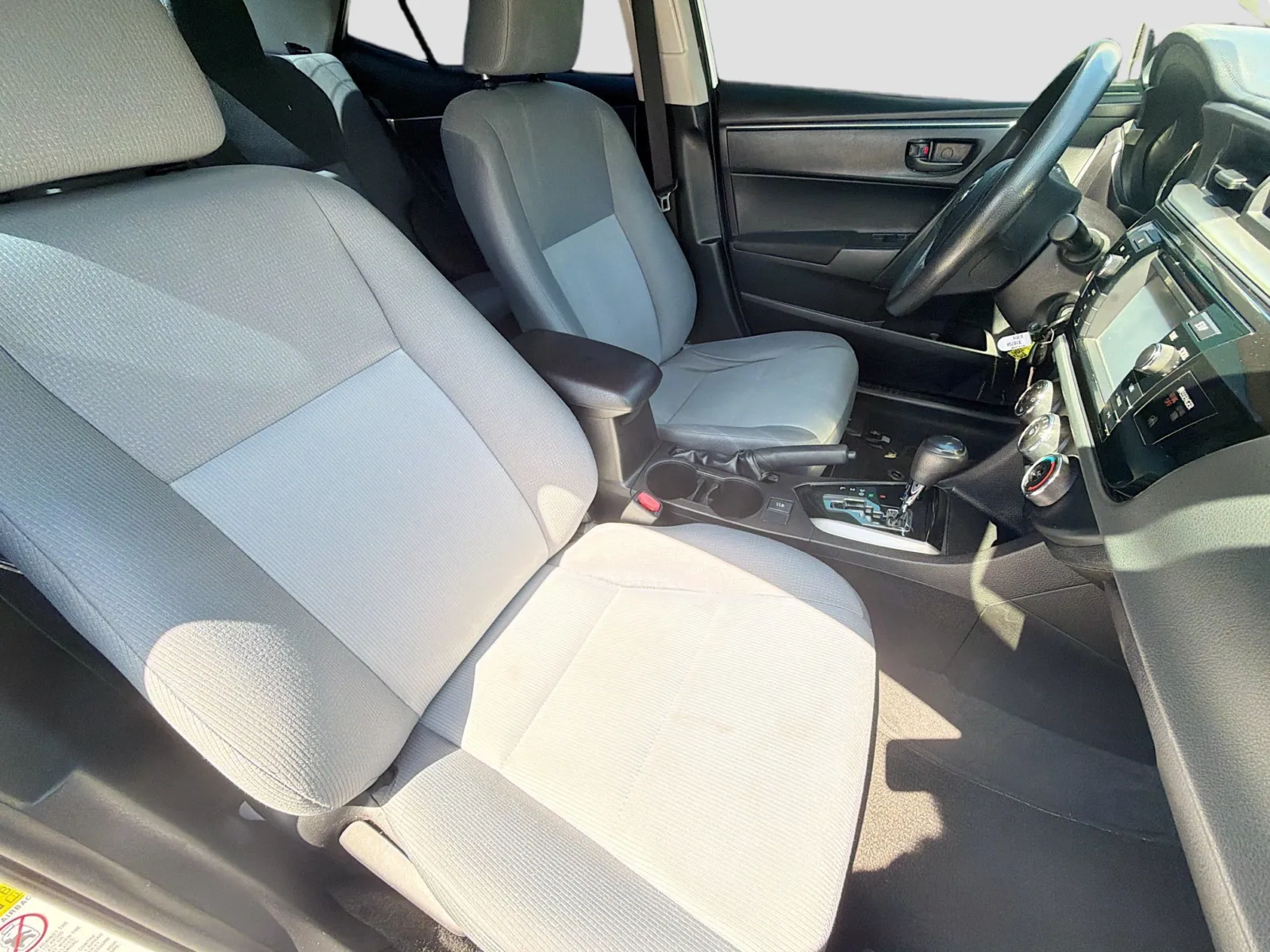 Toyota Corolla photo 15