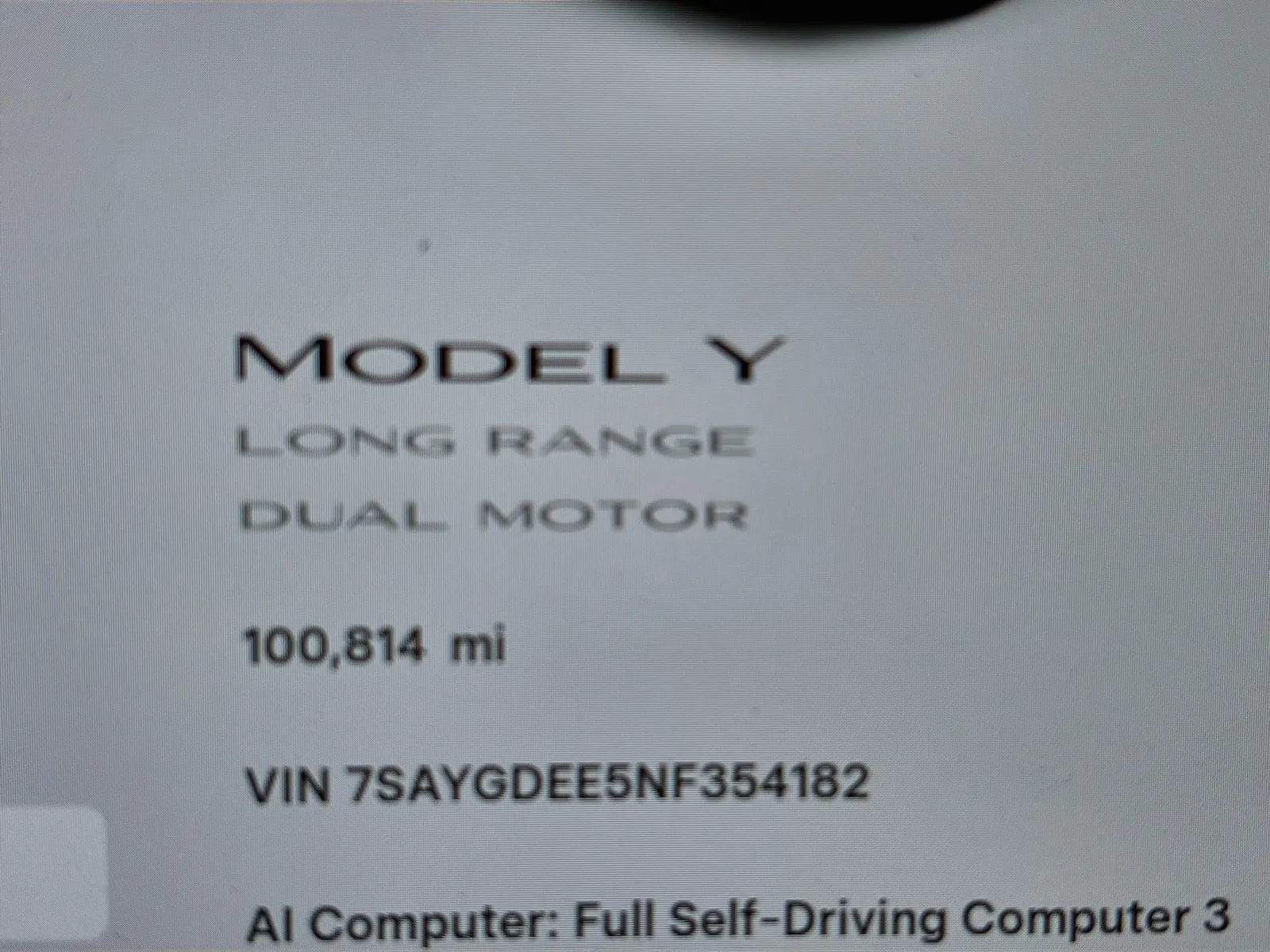 Tesla Model Y photo 8
