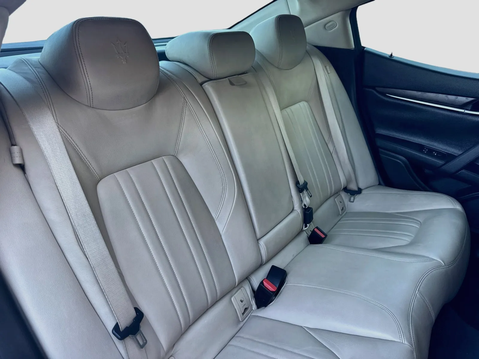 Maserati Ghibli photo 18