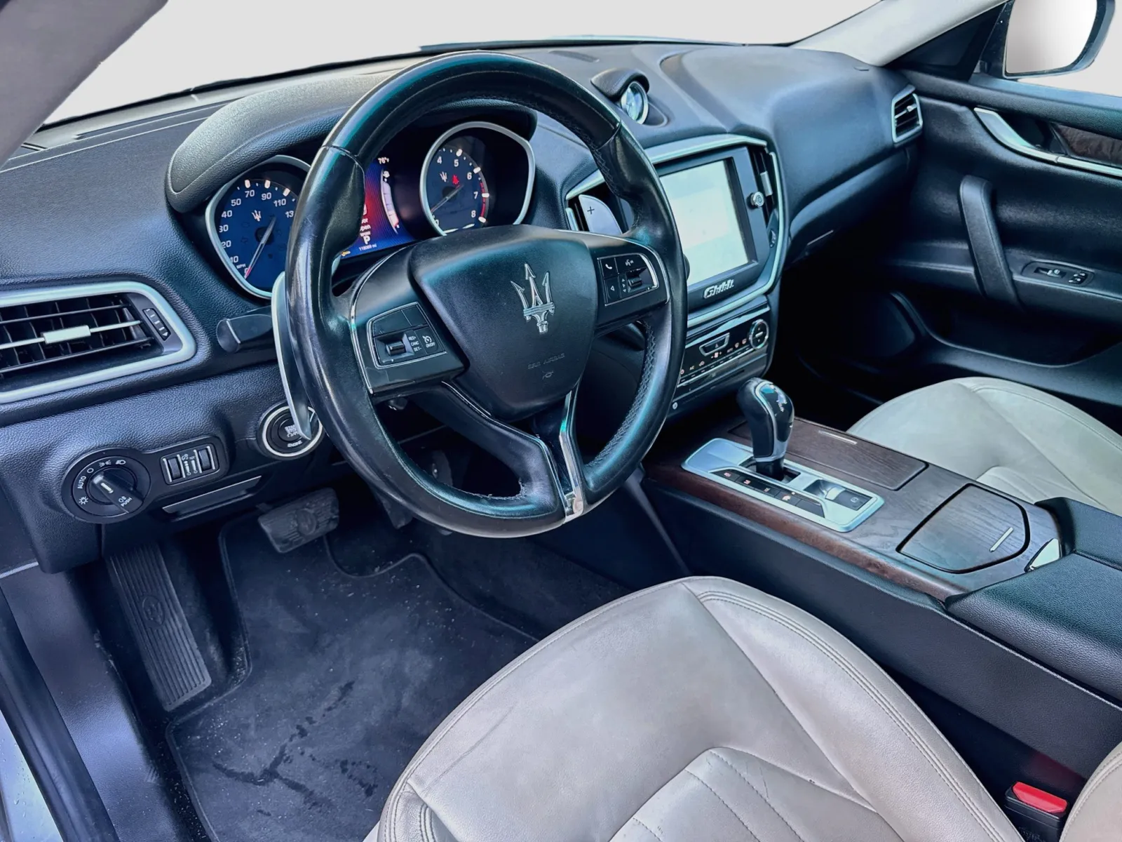 Maserati Ghibli photo 7