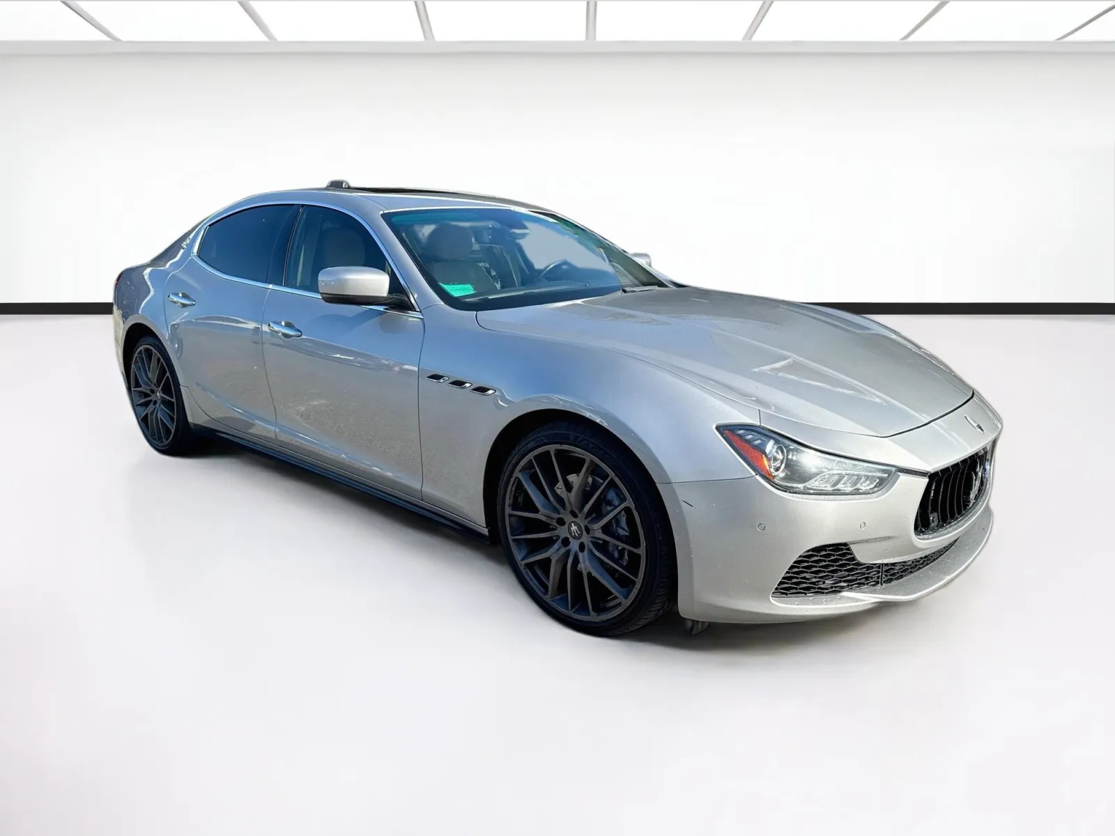 Maserati Ghibli photo 3