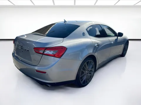 More photos of 2015 Maserati Ghibli S Q4 at KarGenie, CA
