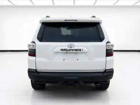 More photos of 2022 Toyota 4Runner TRD Sport at KarGenie, CA
