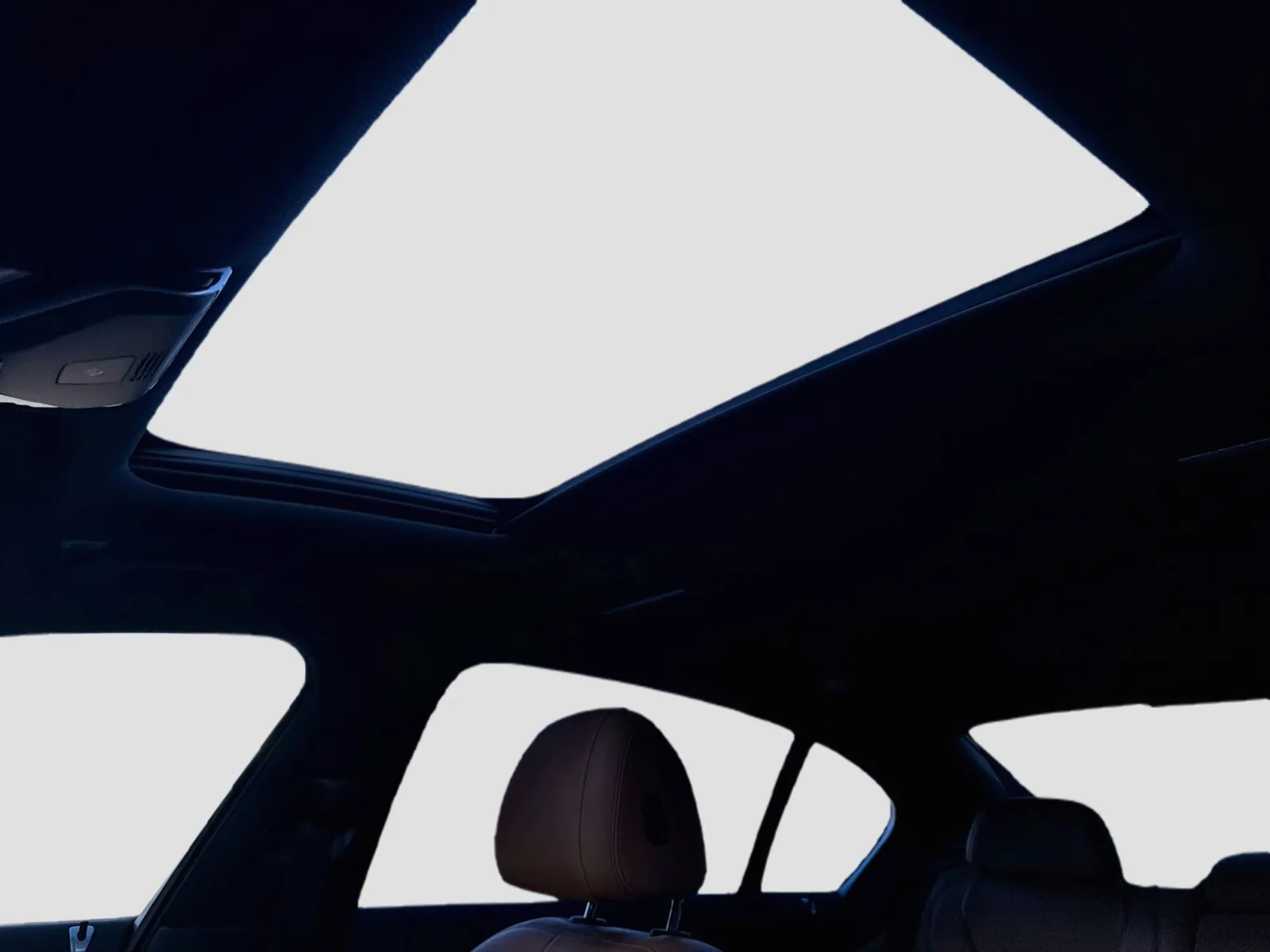 BMW 7 Series photo 15