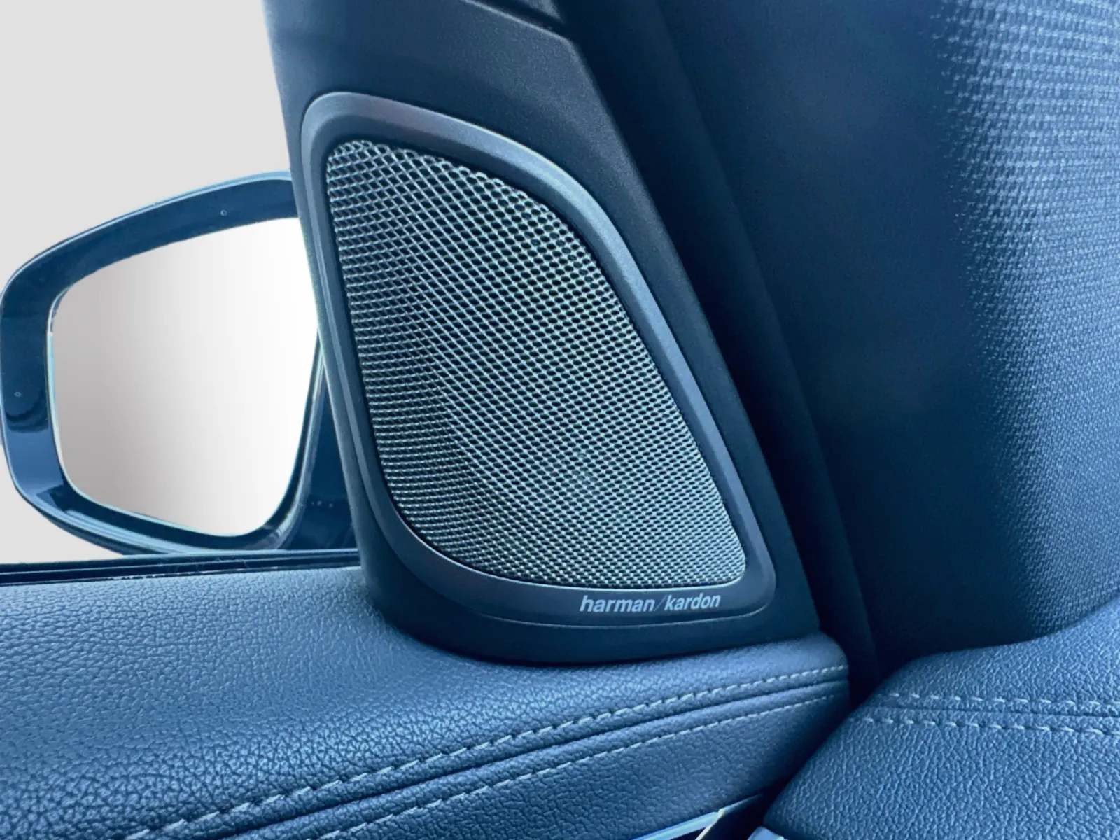 BMW 7 Series photo 13