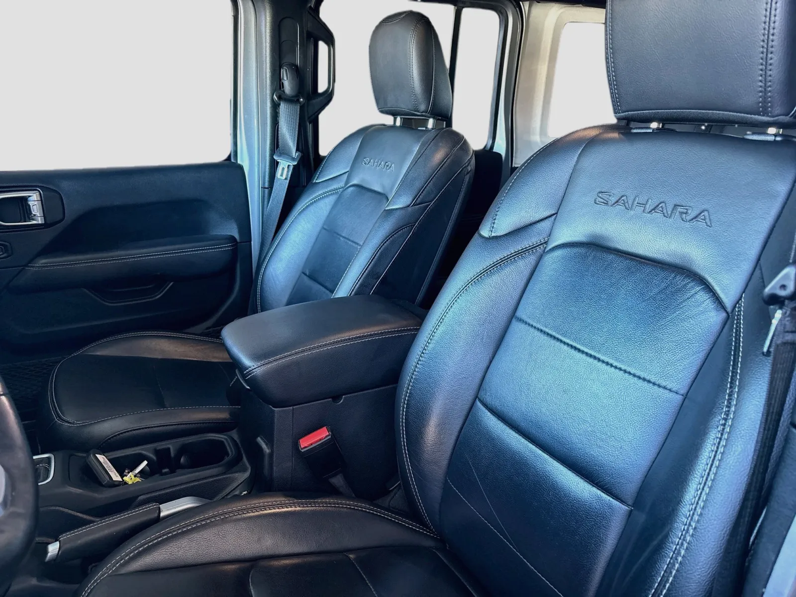 Jeep Wrangler photo 15