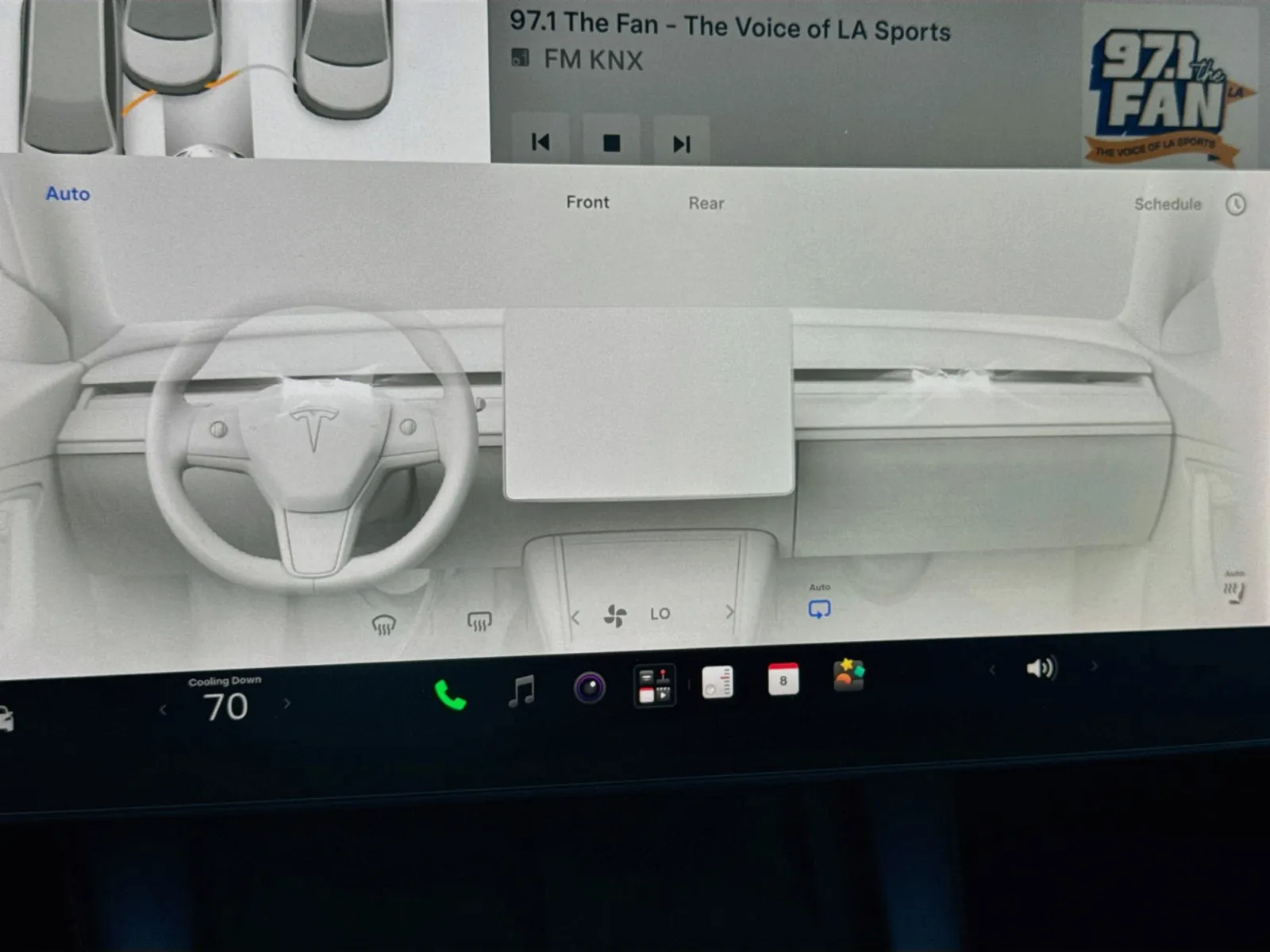 Tesla Model 3 photo 12