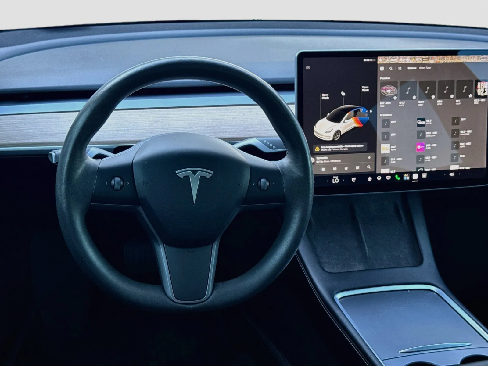 Tesla Model 3 photo 14