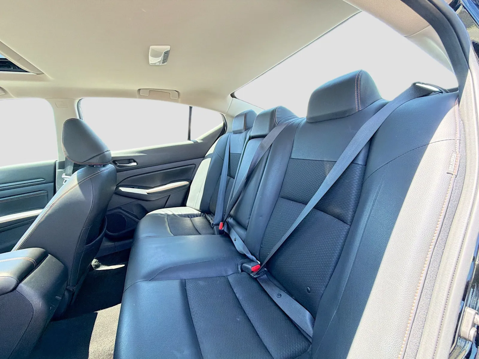 Nissan Altima photo 15