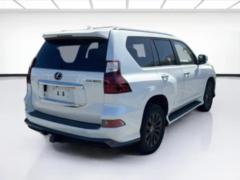 More photos of 2020 Lexus GX 460 at KarGenie, CA