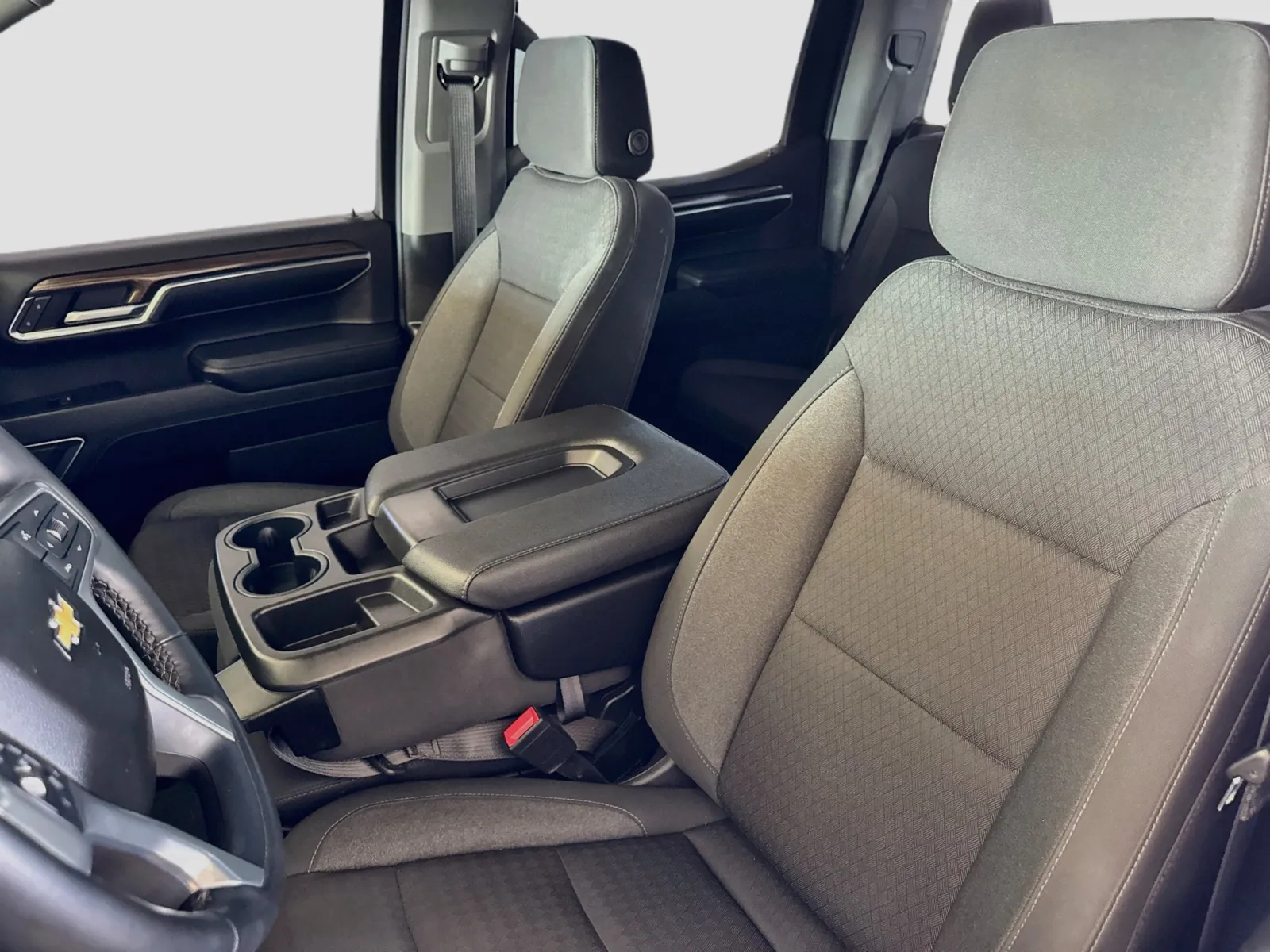 Chevrolet Silverado photo 13