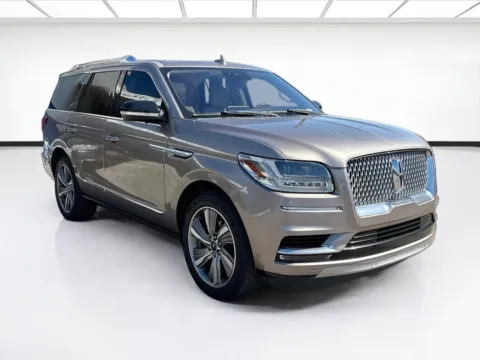 Another view of 2018 Lincoln Navigator Select for sale in Fontana, CA at KarGenie
