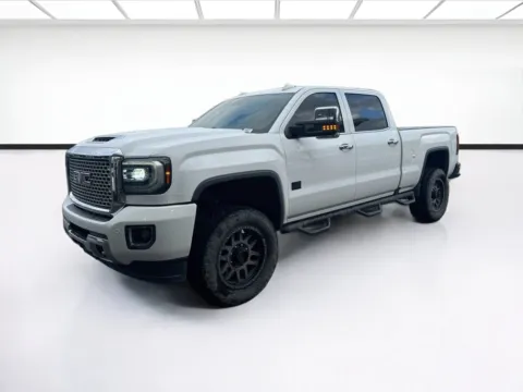 White 2017 GMC Sierra 2500 HD Denali for sale in Fontana, CA