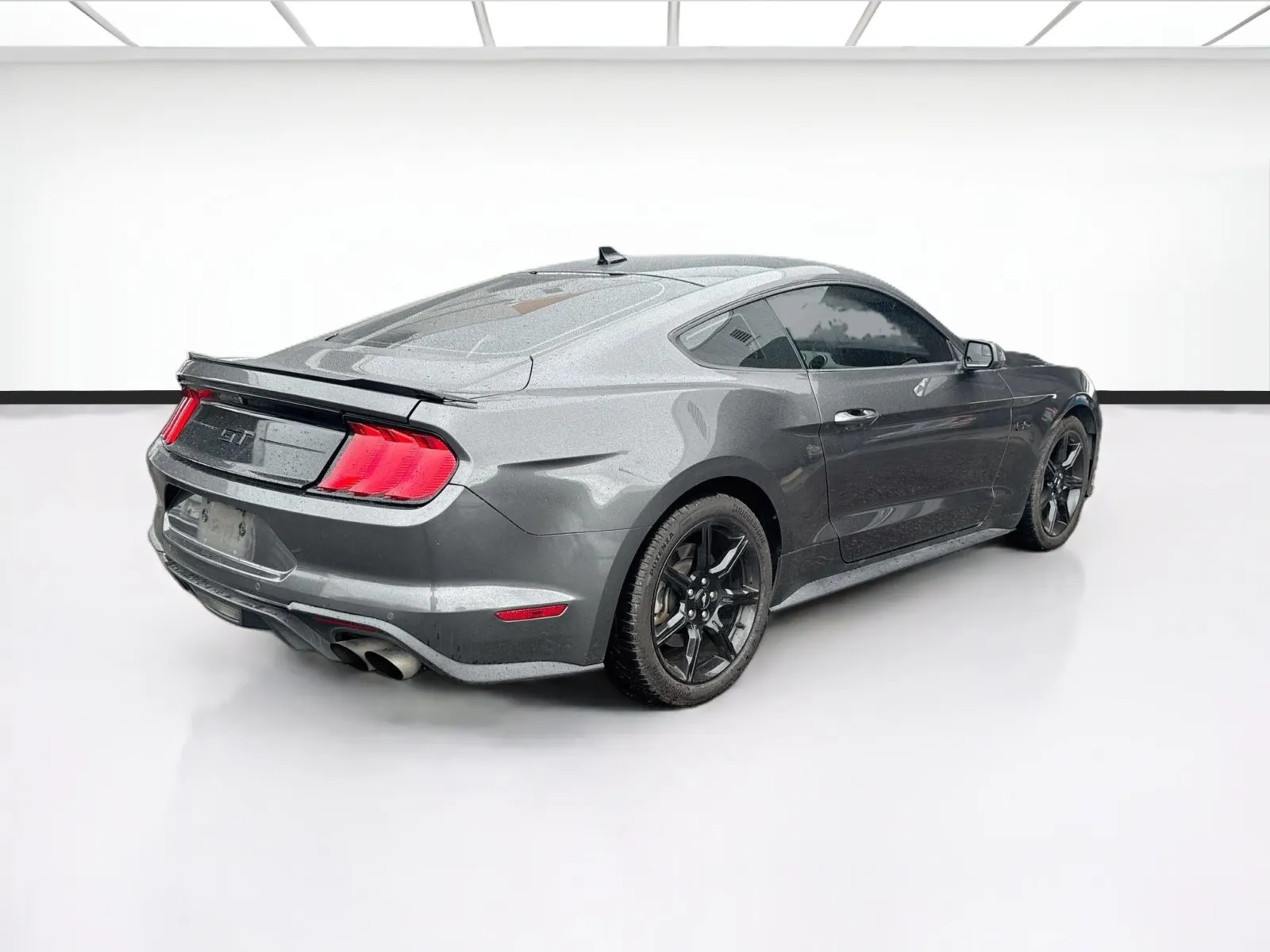 Ford Mustang photo 4