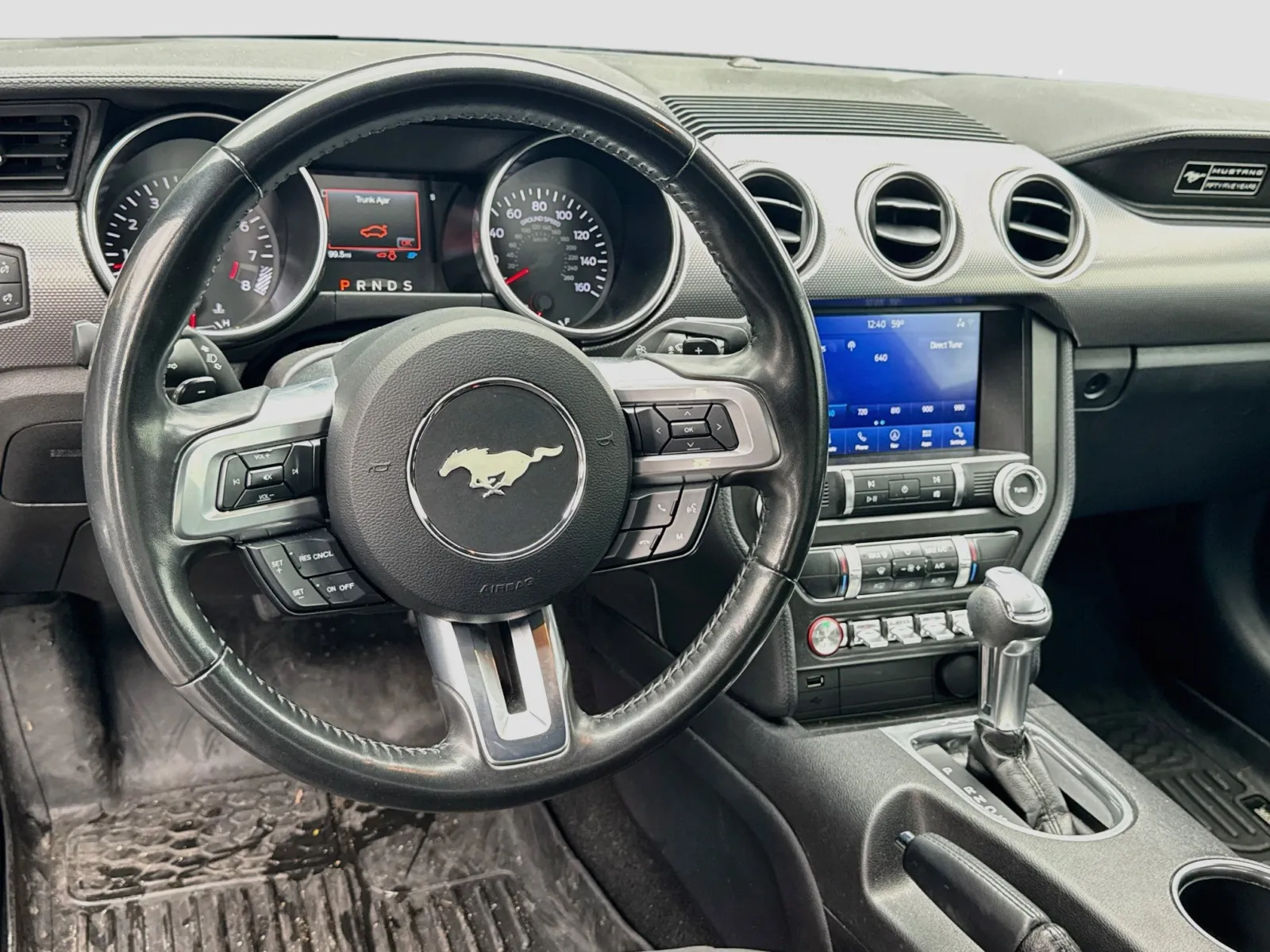 Ford Mustang photo 14